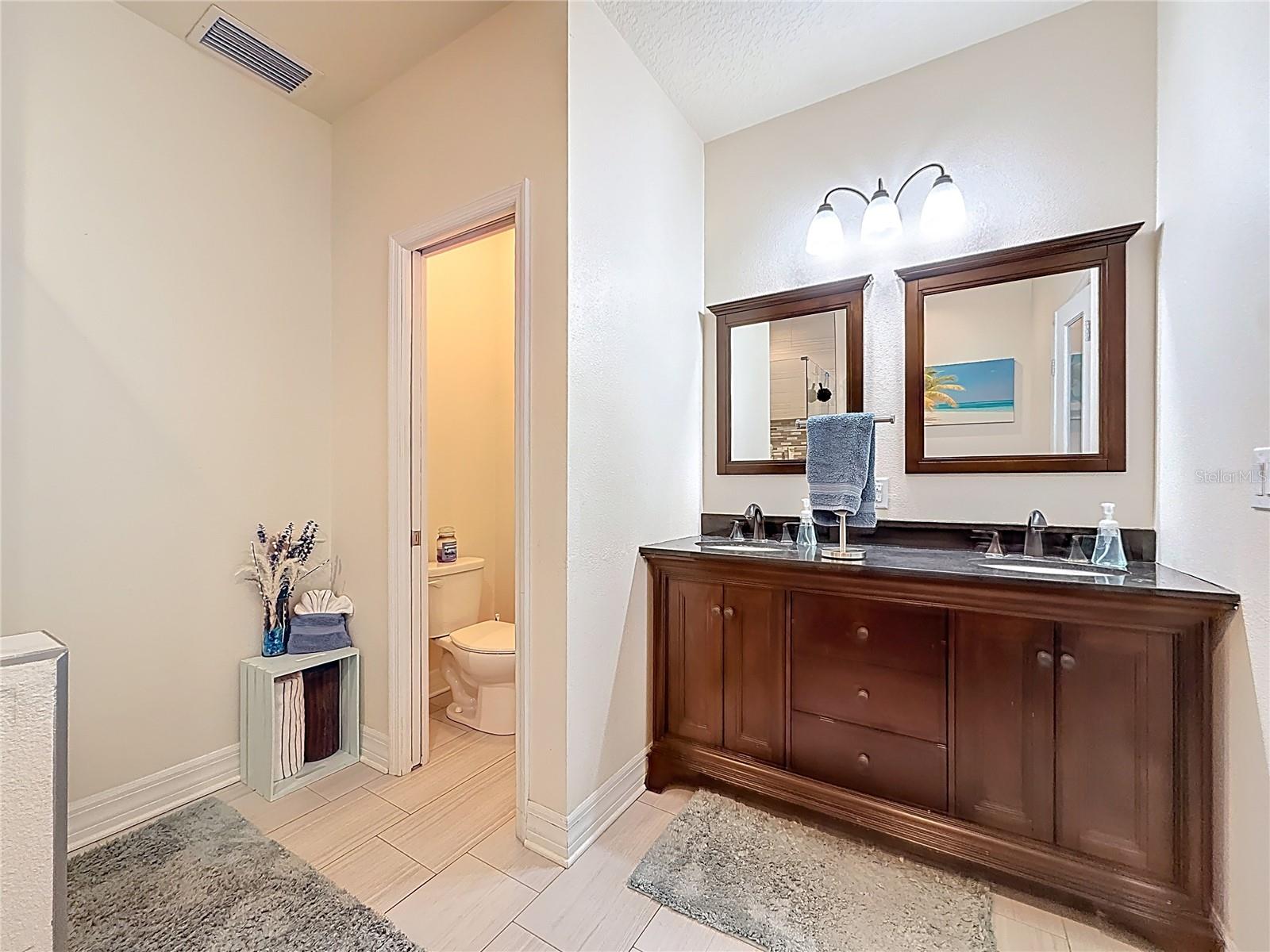 BELLEAIR COMMOMS - Residential