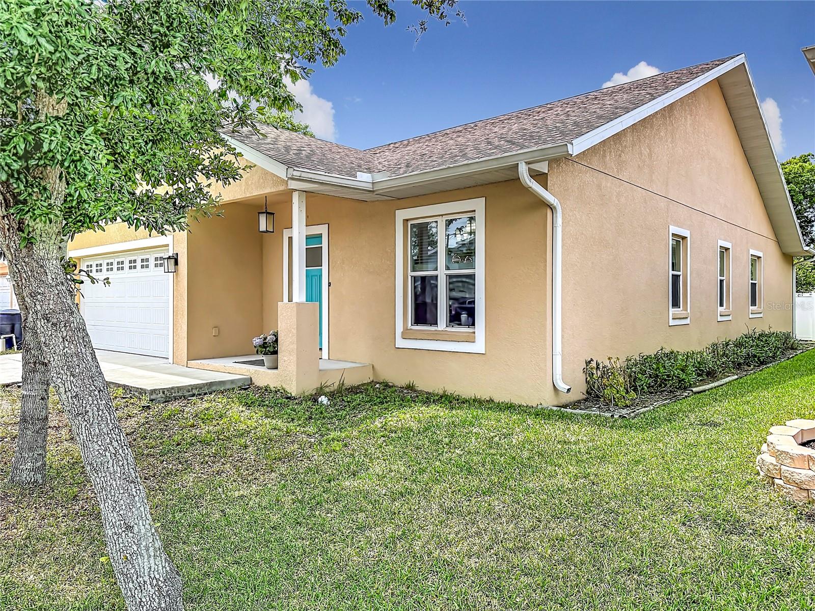 BELLEAIR COMMOMS - Residential