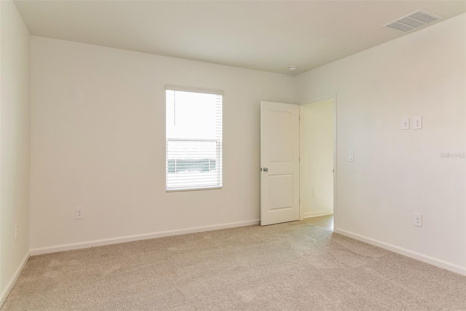 CROSSWINDS EAST PH 1 - Residential Lease