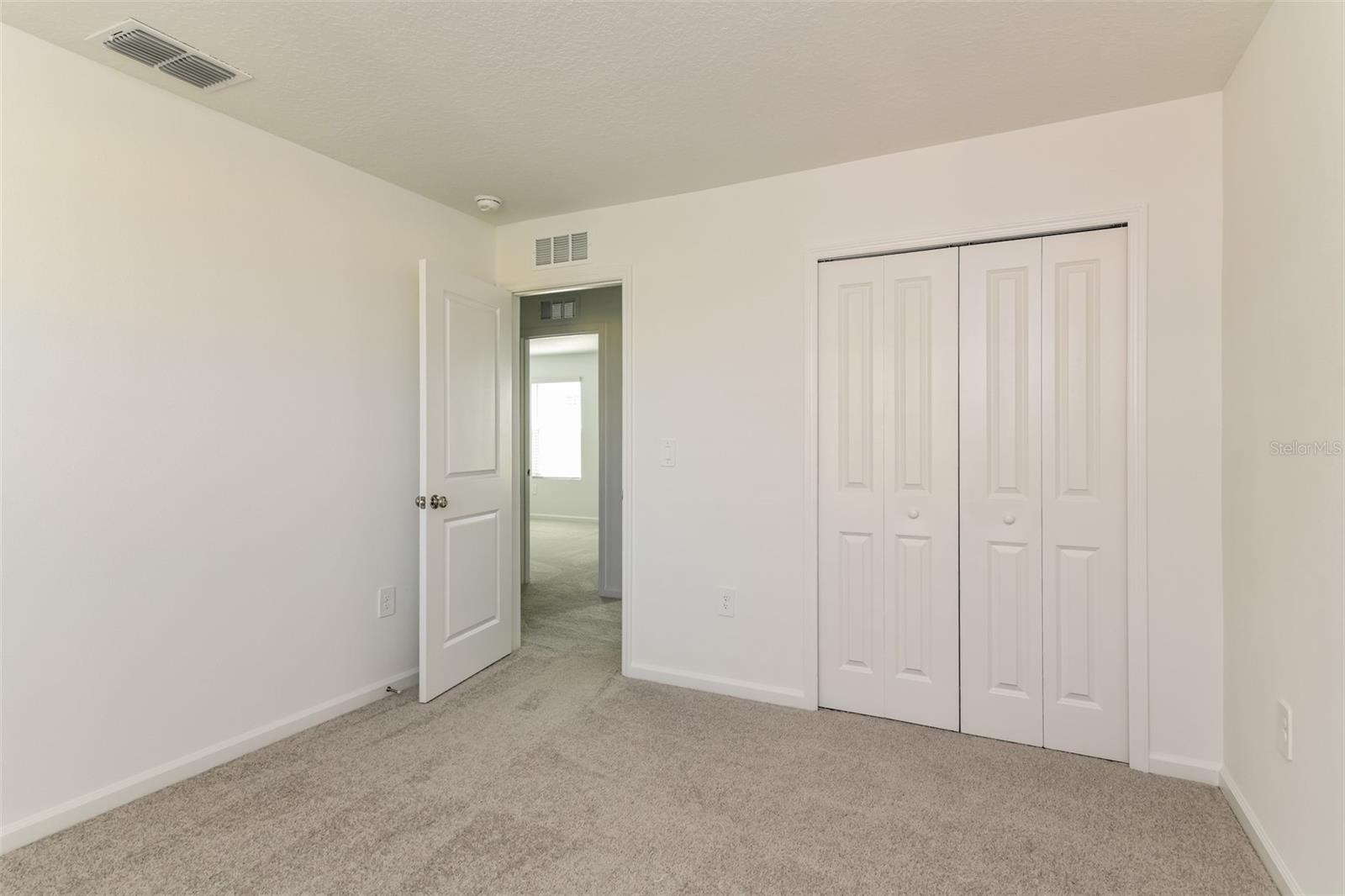 CROSSWINDS EAST PH 1 - Residential Lease