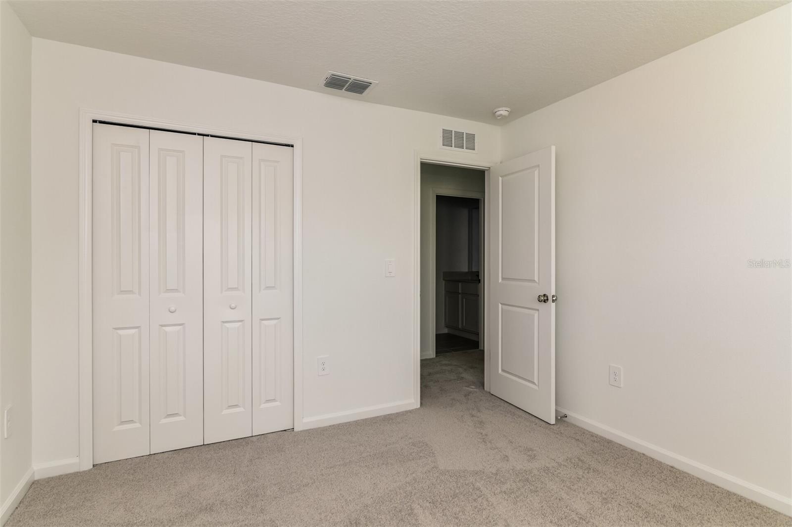 CROSSWINDS EAST PH 1 - Residential Lease