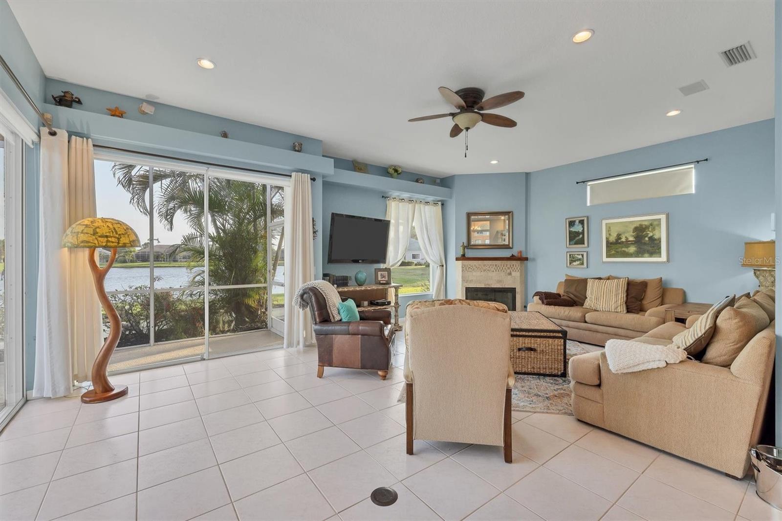 RIVER CLUB SOUTH SUBPHASE I - Residential Lease