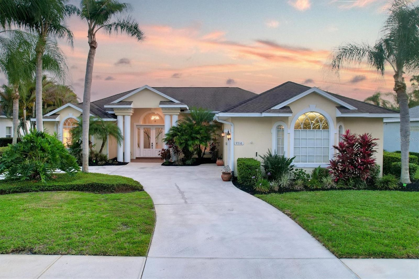 RIVER CLUB SOUTH SUBPHASE I - Residential Lease