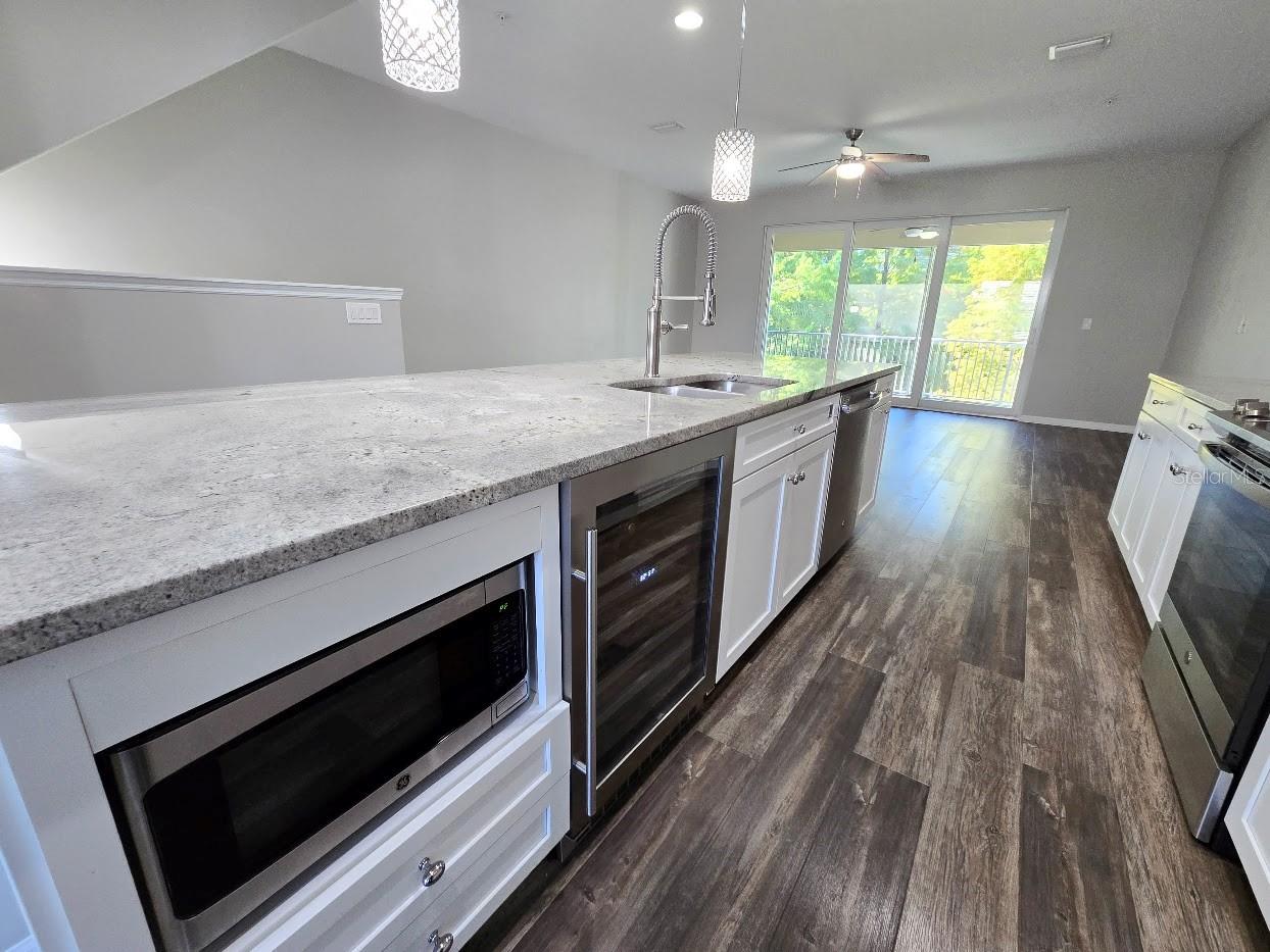 CALLISTA CAY - Residential Lease