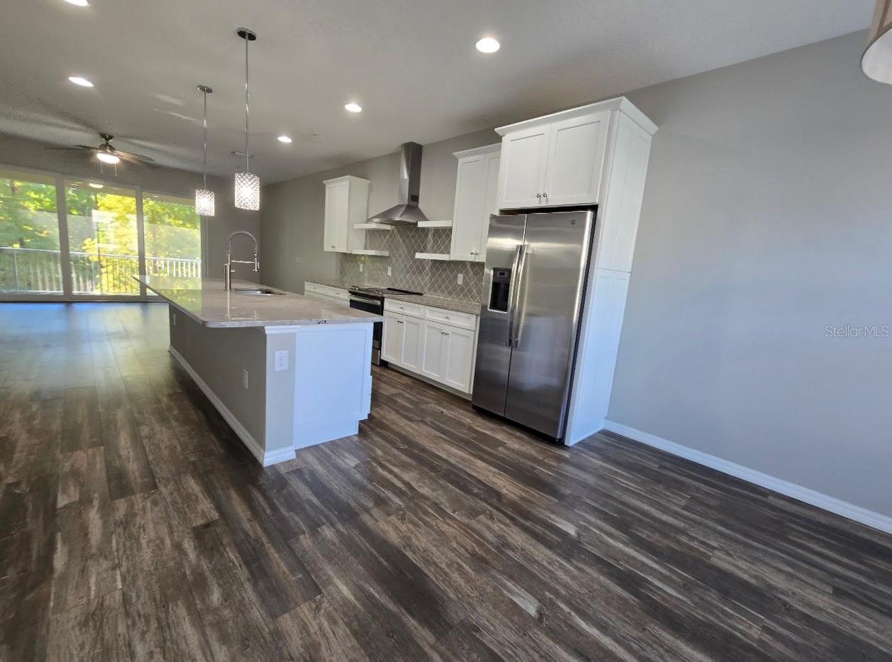 CALLISTA CAY - Residential Lease