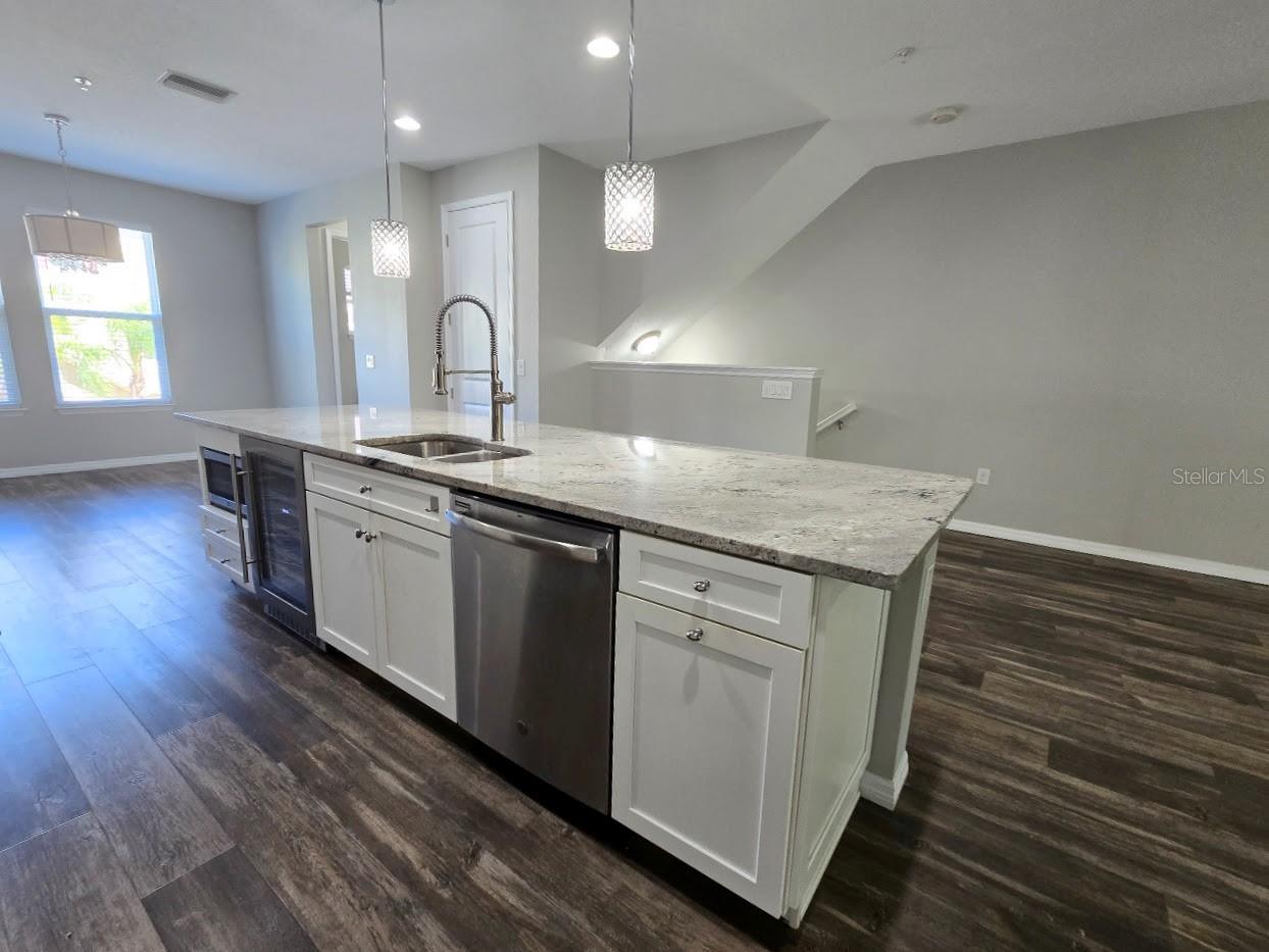 CALLISTA CAY - Residential Lease