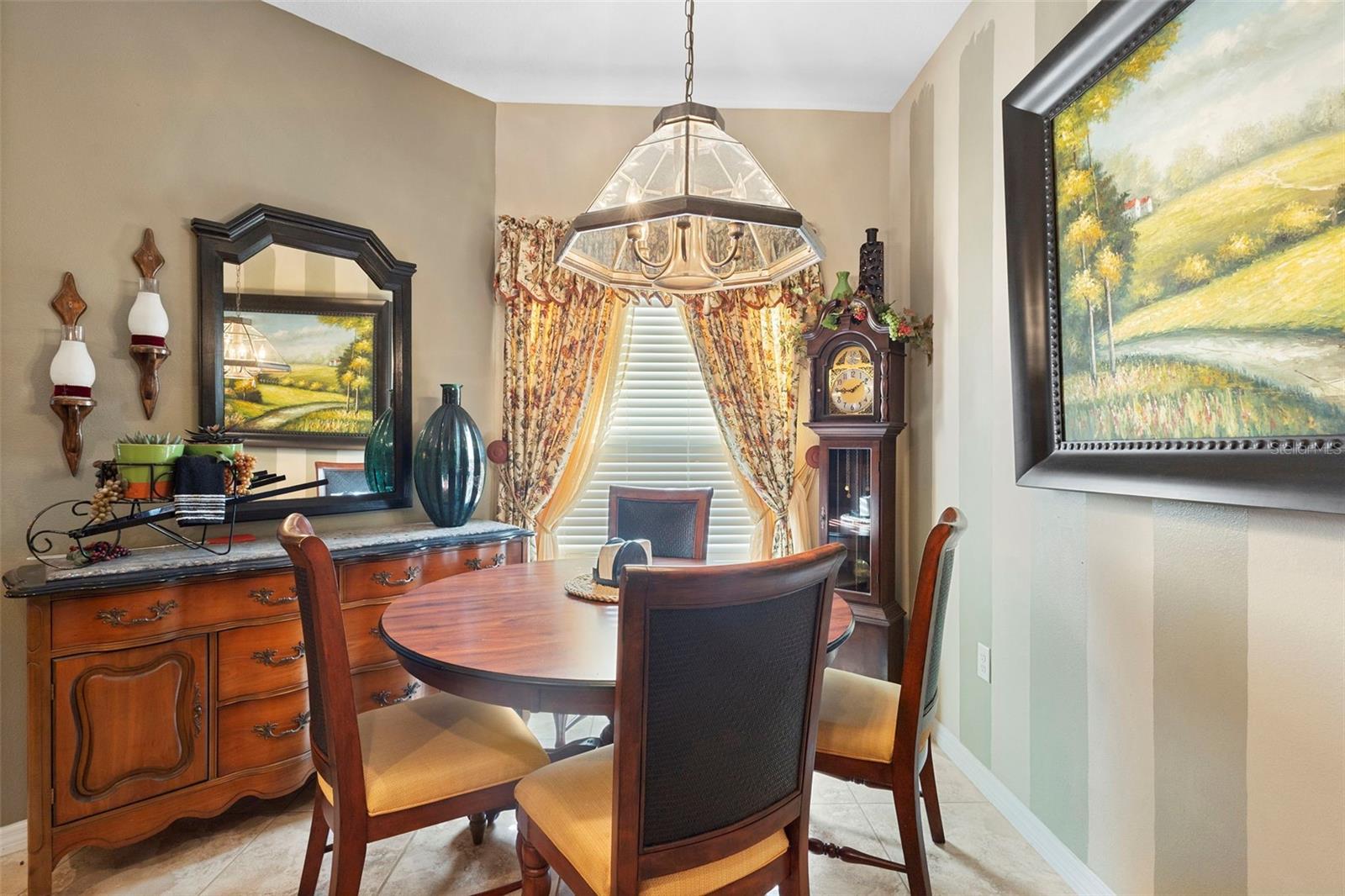 CARRIAGE HOMES - Residential