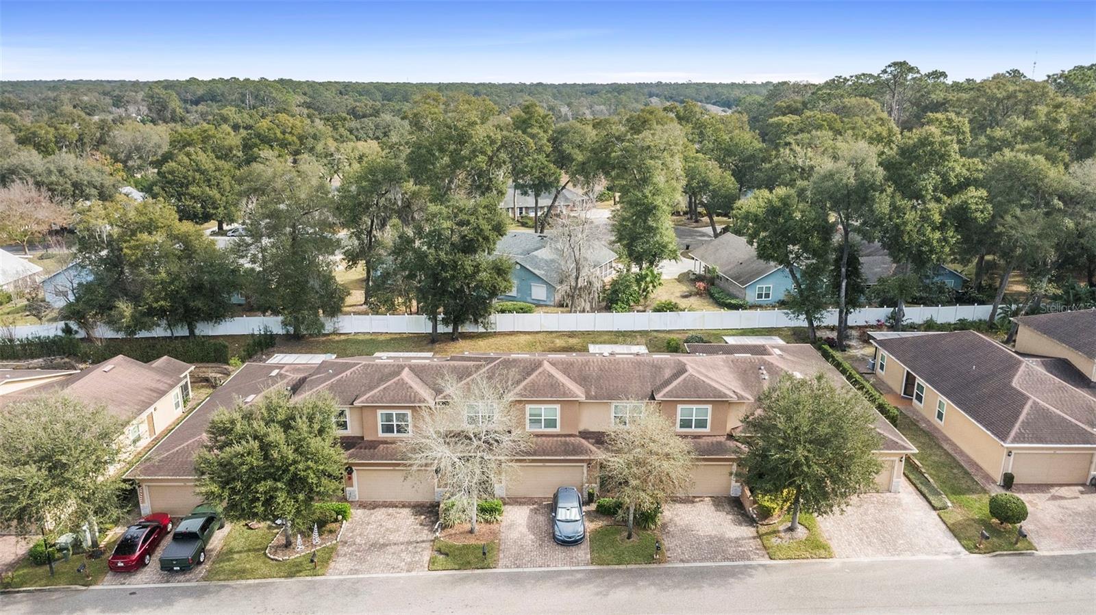 CARRIAGE HOMES - Residential