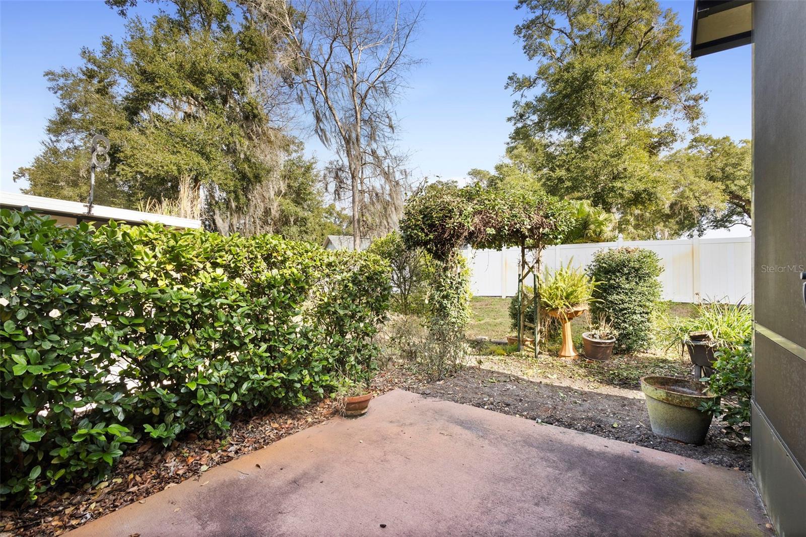 CARRIAGE HOMES - Residential