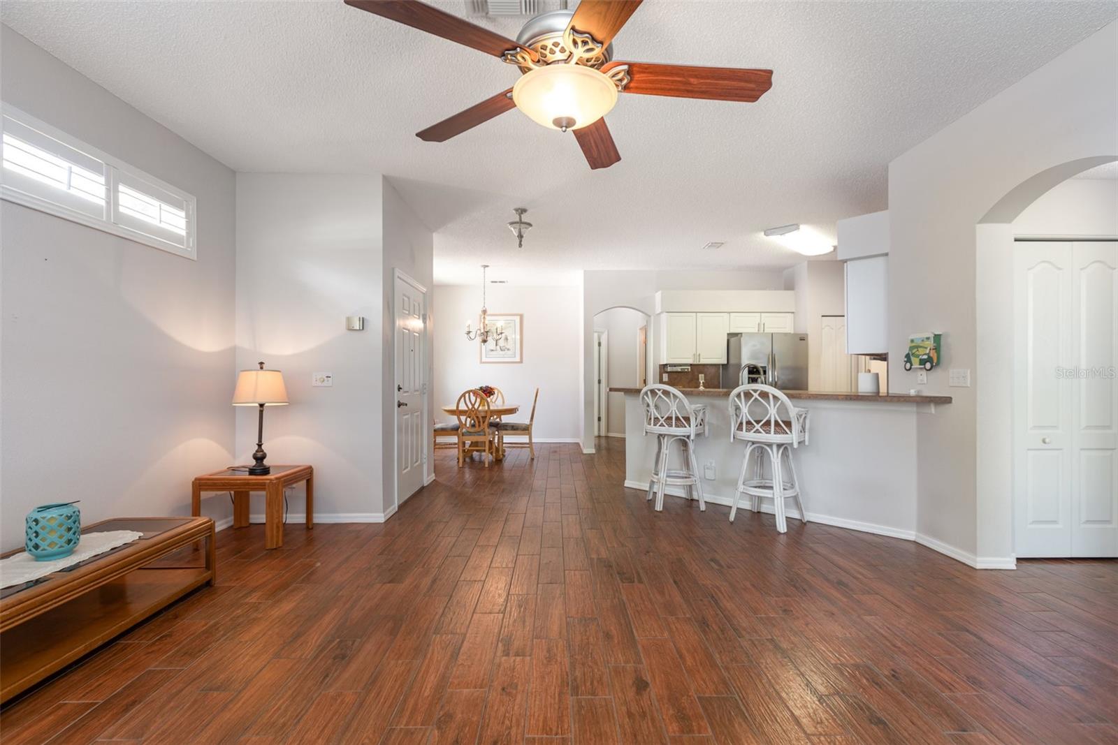 ACADIA CONDOMINIUM - Residential