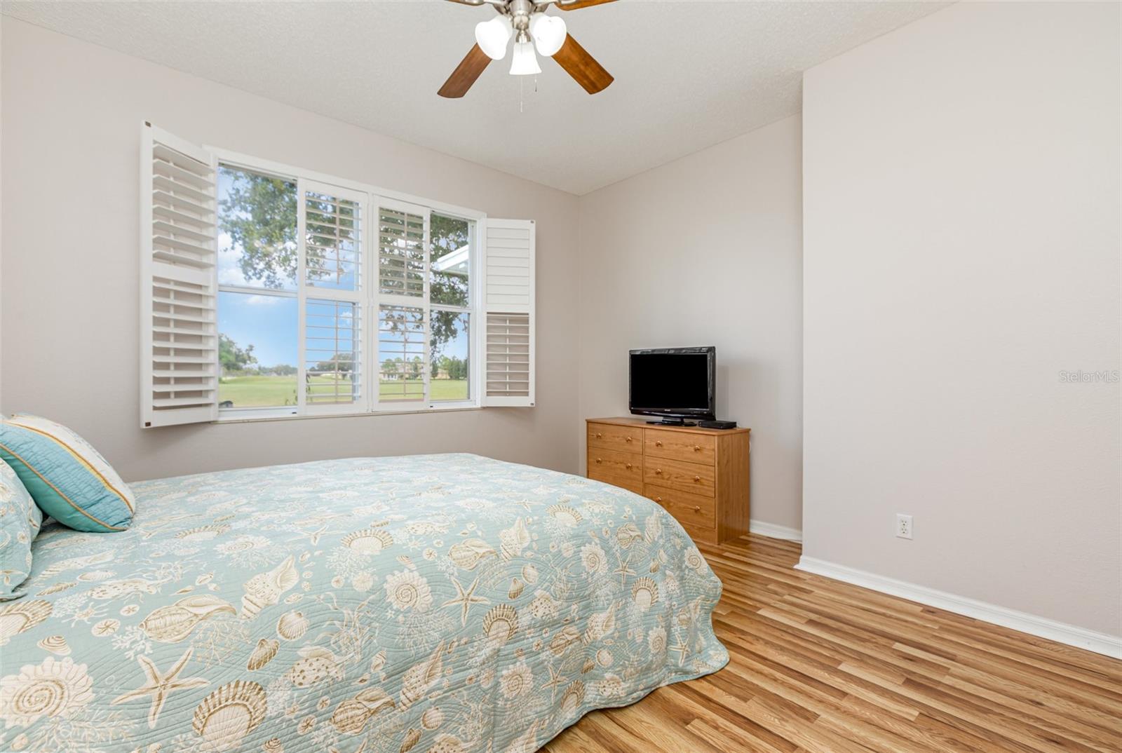 ACADIA CONDOMINIUM - Residential