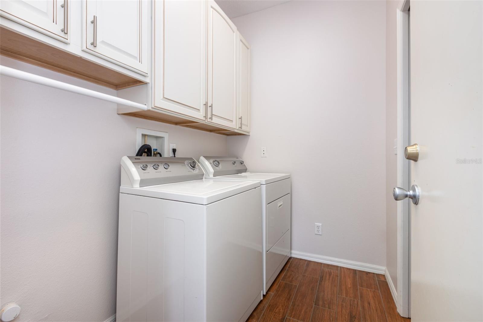ACADIA CONDOMINIUM - Residential