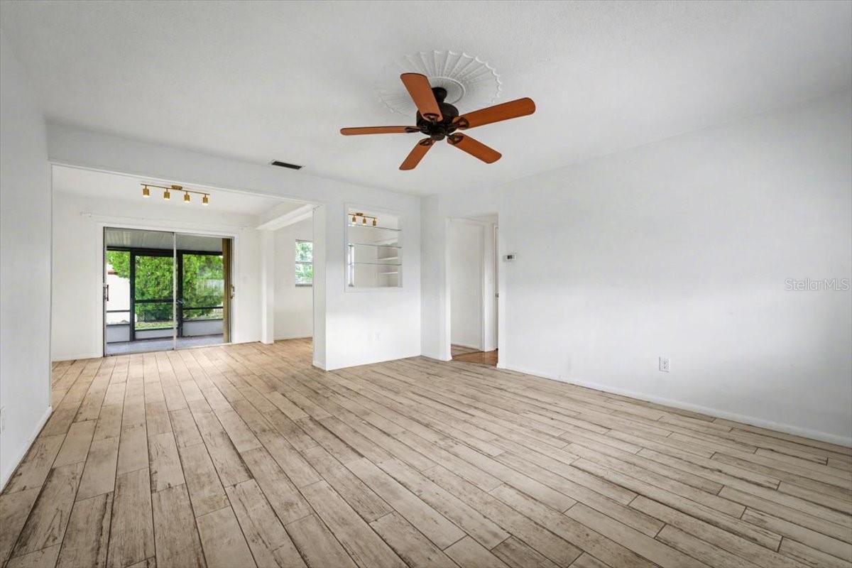 1759 VALENCIA AVENUE