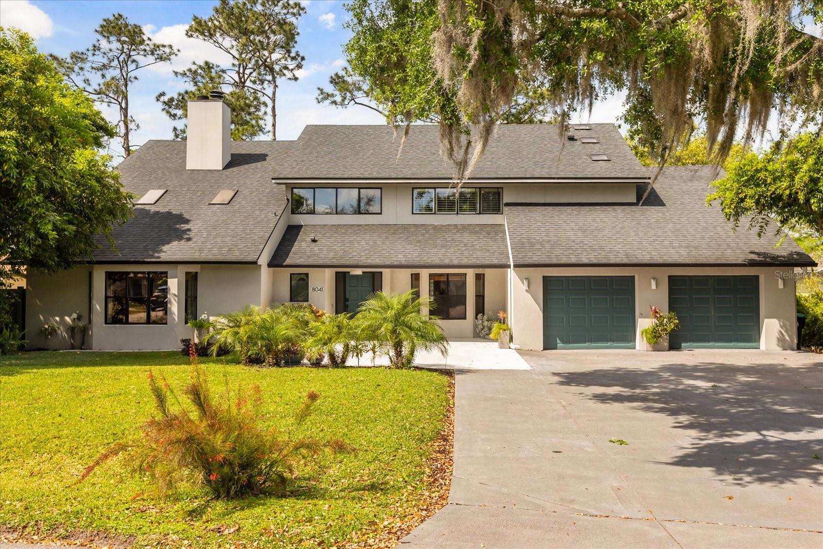 8041 LAKE WAUNATTA DRIVE