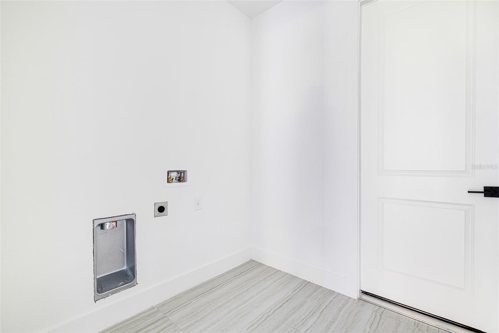 PORT CHARLOTTE SEC 022 - Residential Lease