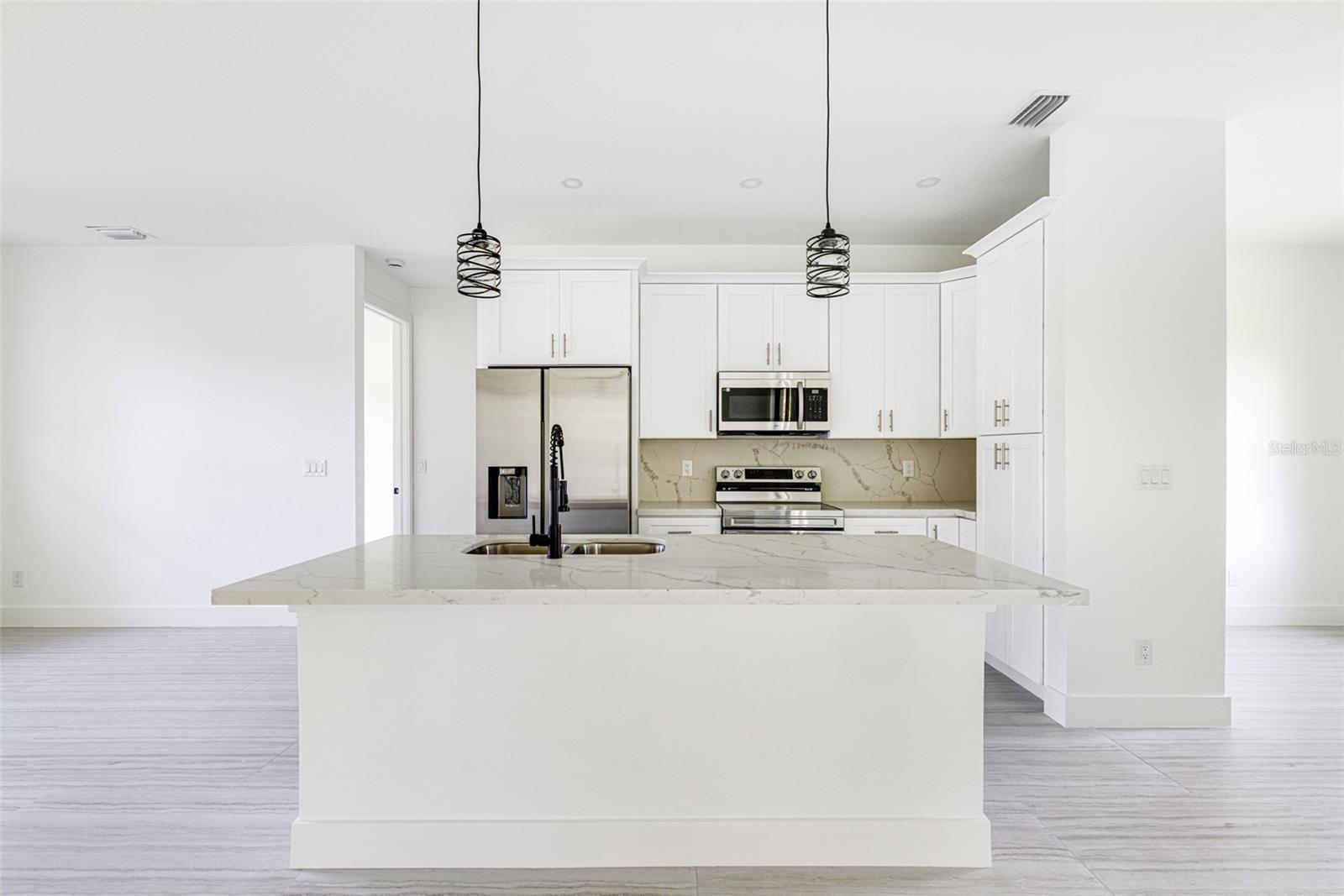 PORT CHARLOTTE SEC 022 - Residential Lease