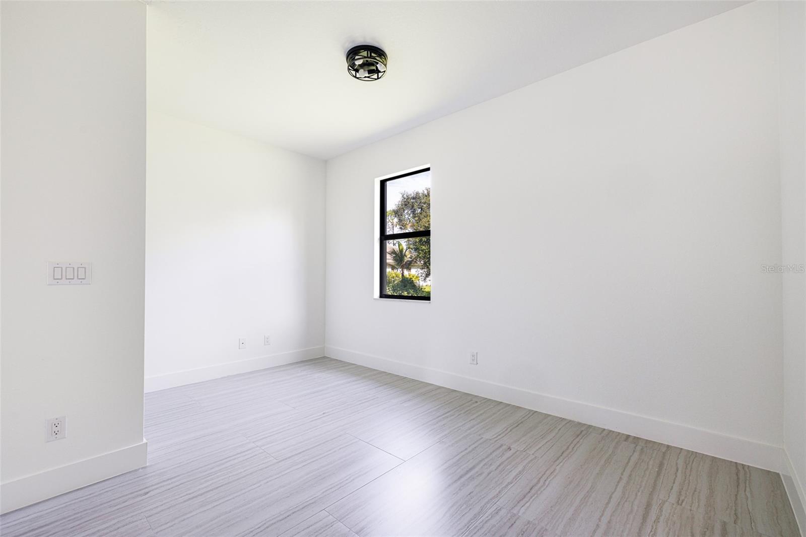 PORT CHARLOTTE SEC 022 - Residential Lease