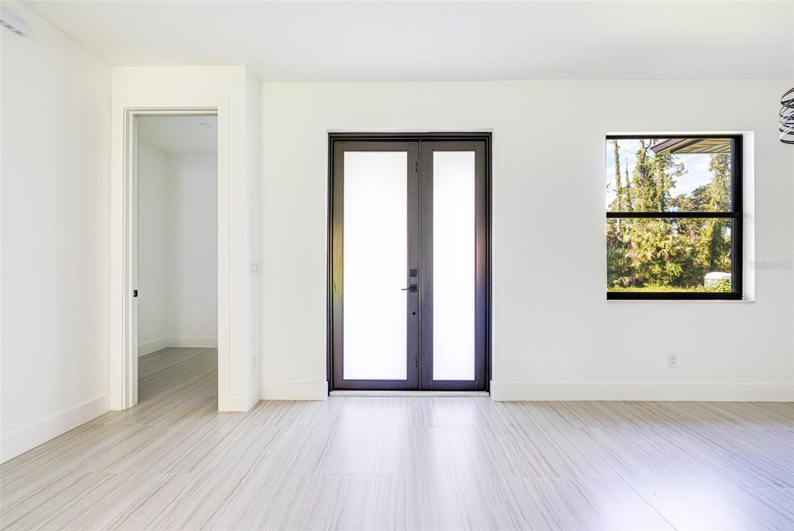 PORT CHARLOTTE SEC 022 - Residential Lease