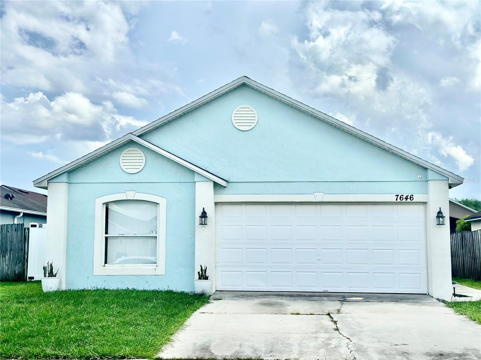 House for sale in the beautiful community of Harbor Bend in Orlando, Florida. The house offers 3 bedrooms and 2 full bathrooms. An open floor concept covered in beautiful vinyl floor throughout the entire house.The garage fits 2 cars comfortably. An enclosed backyard offers privacy to enjoy an evening setting. Just minutes from main airports, highways, restaurants and shopping plazas.