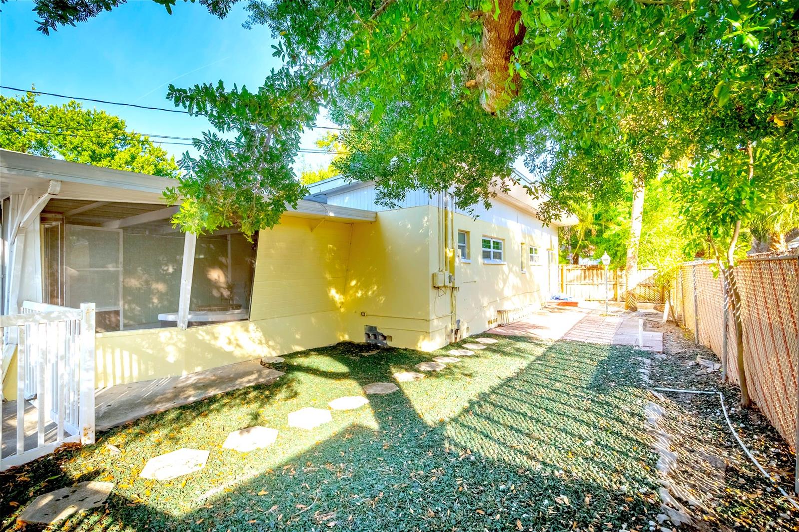 KINYON & WOODS ADD - Residential