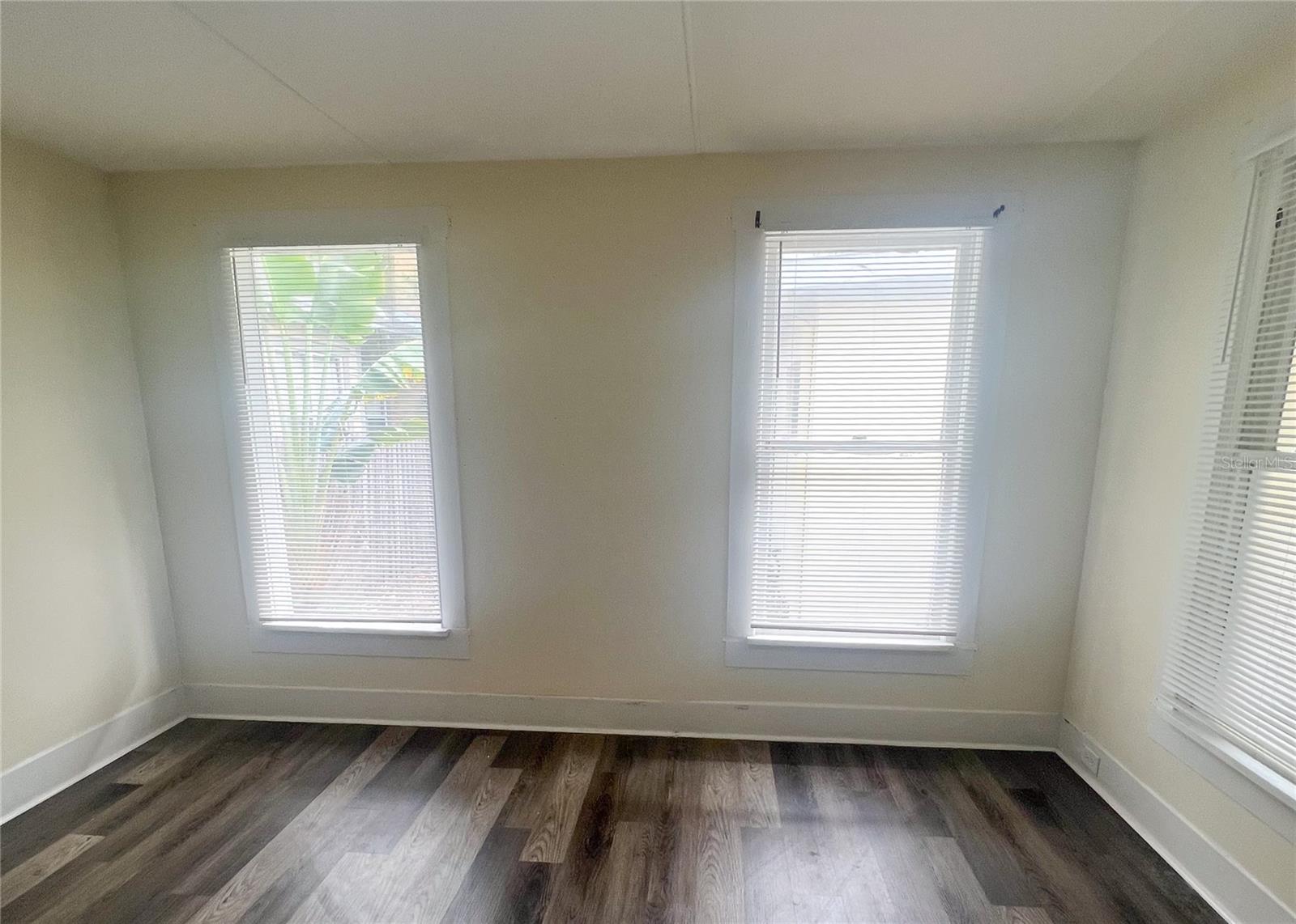 KINYON & WOODS ADD - Residential