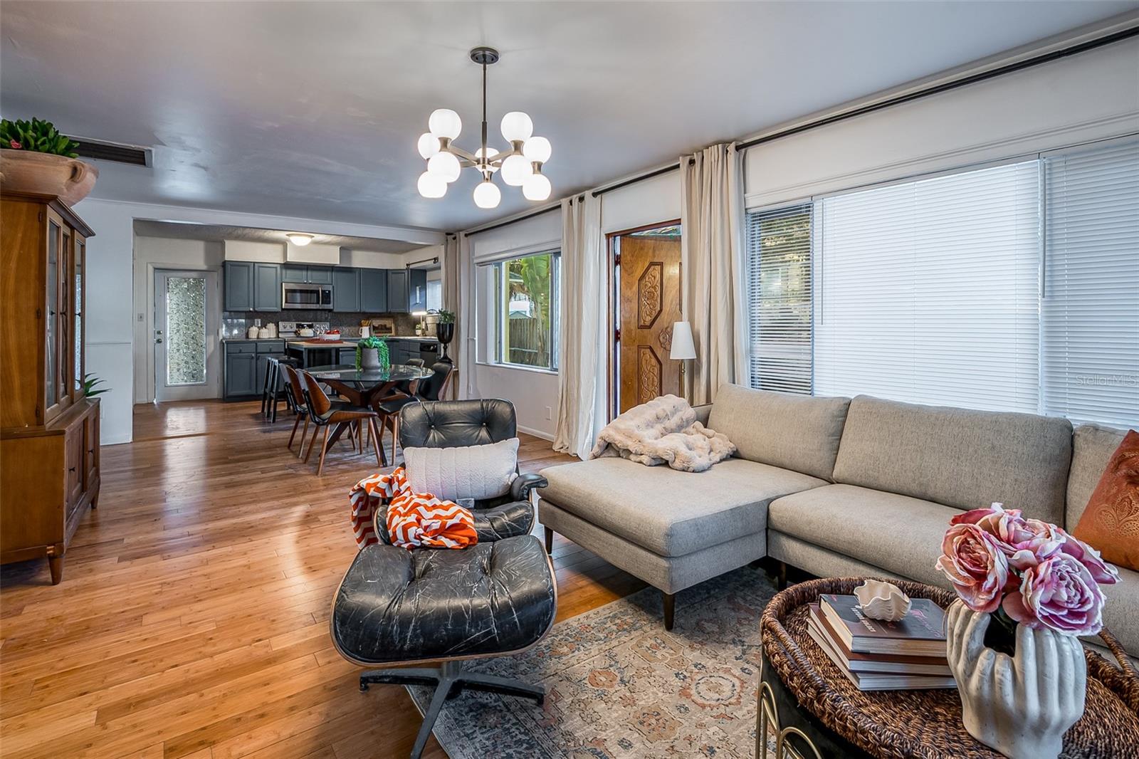 KINYON & WOODS ADD - Residential