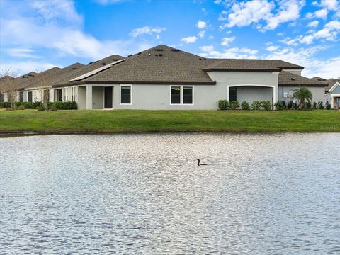 A home in PARRISH