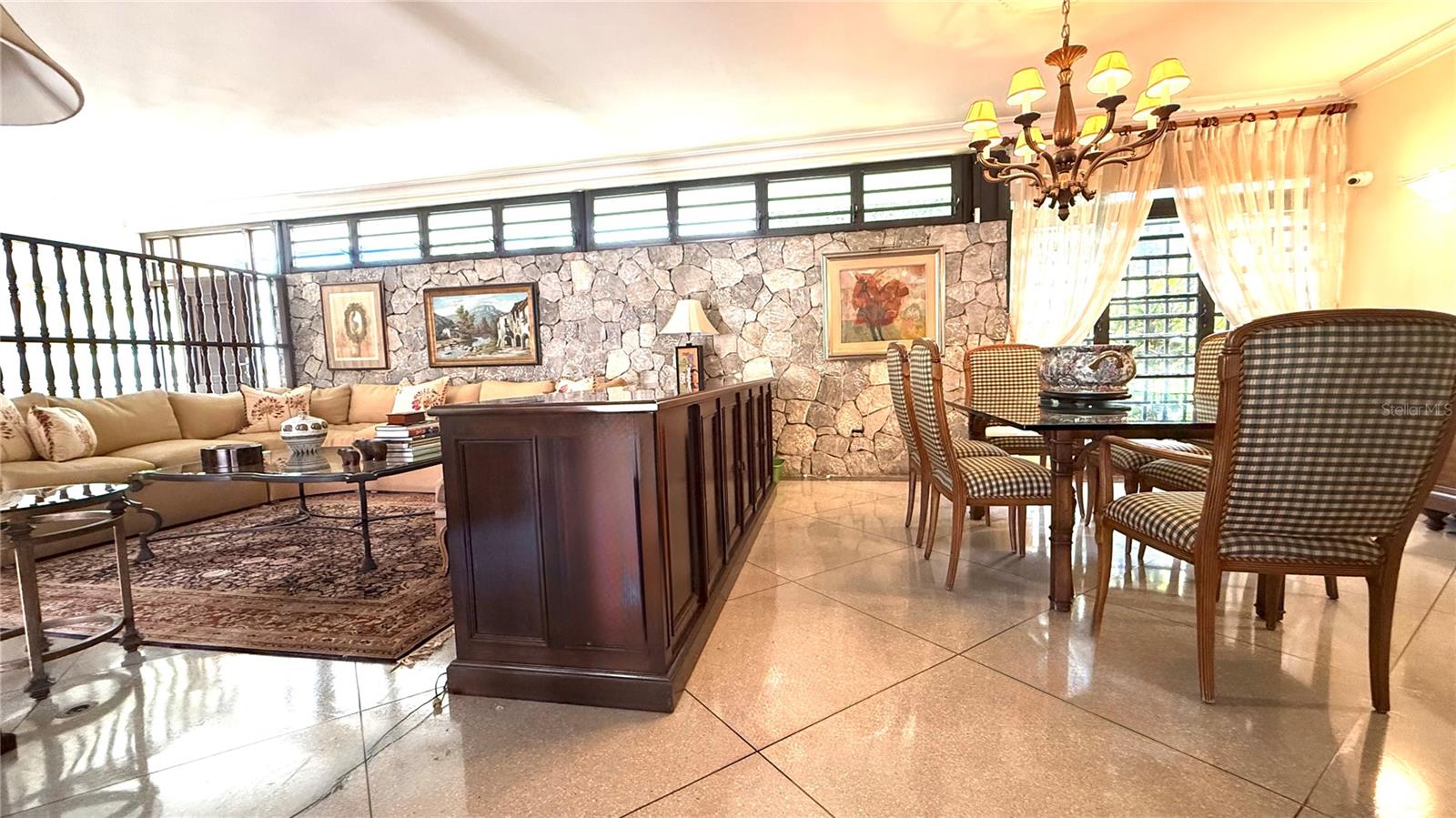 18 G STREET VILLA CAPARRA