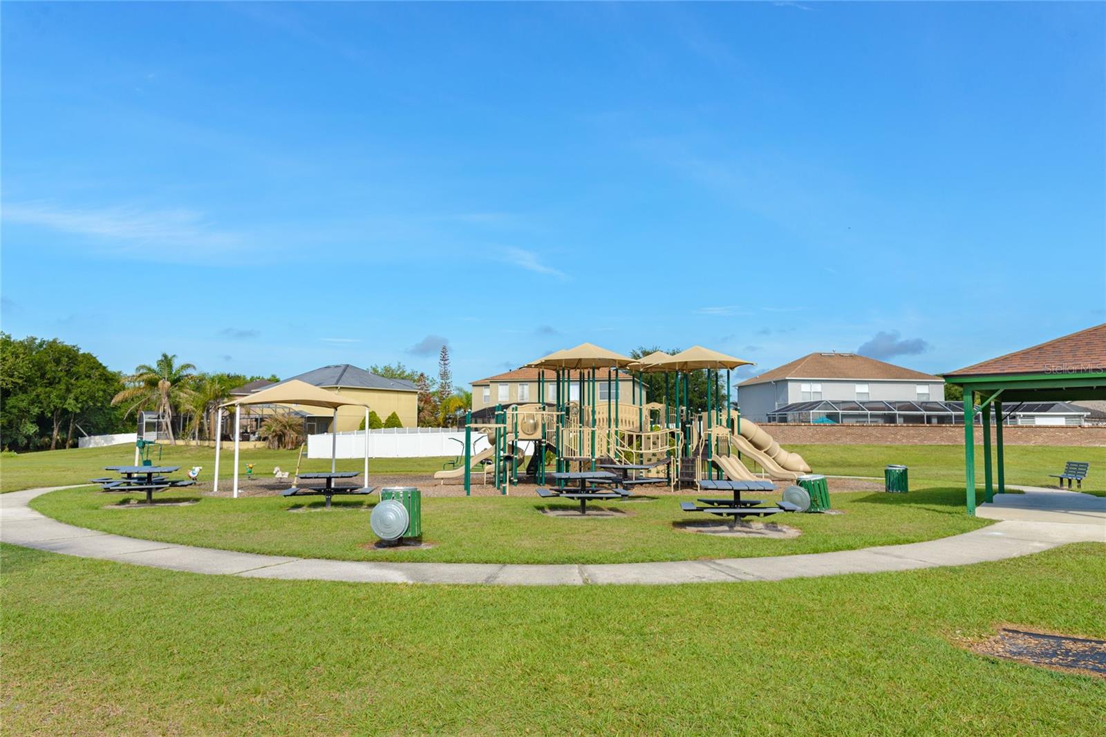 ORCHID EDGE AT CRESCENT LAKES UNIT 1 - Residential