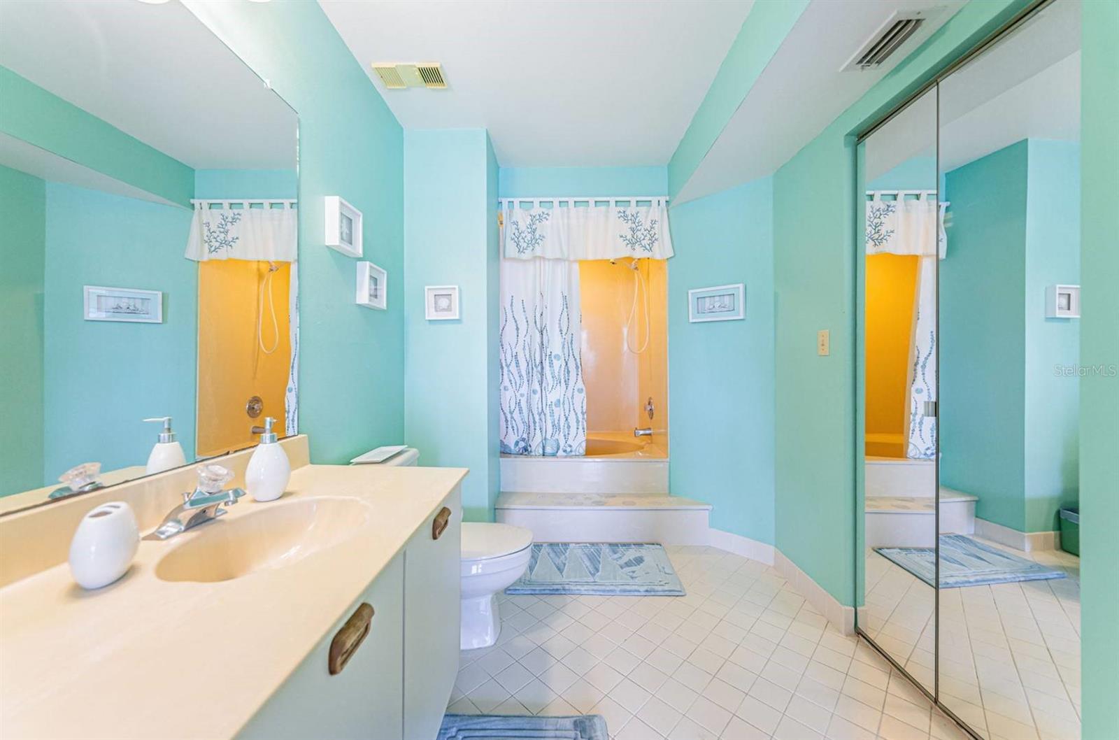 VISTA VERDE WEST - Residential