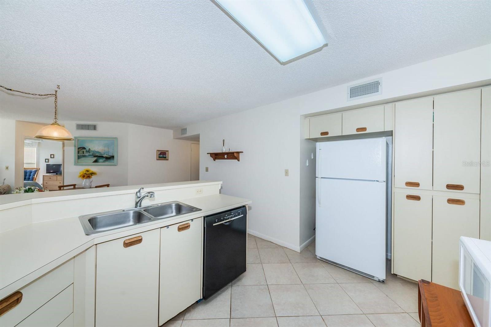 VISTA VERDE WEST - Residential