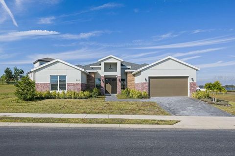 A home in LAKE ALFRED