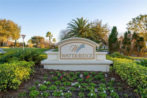 A home in LAKE ALFRED