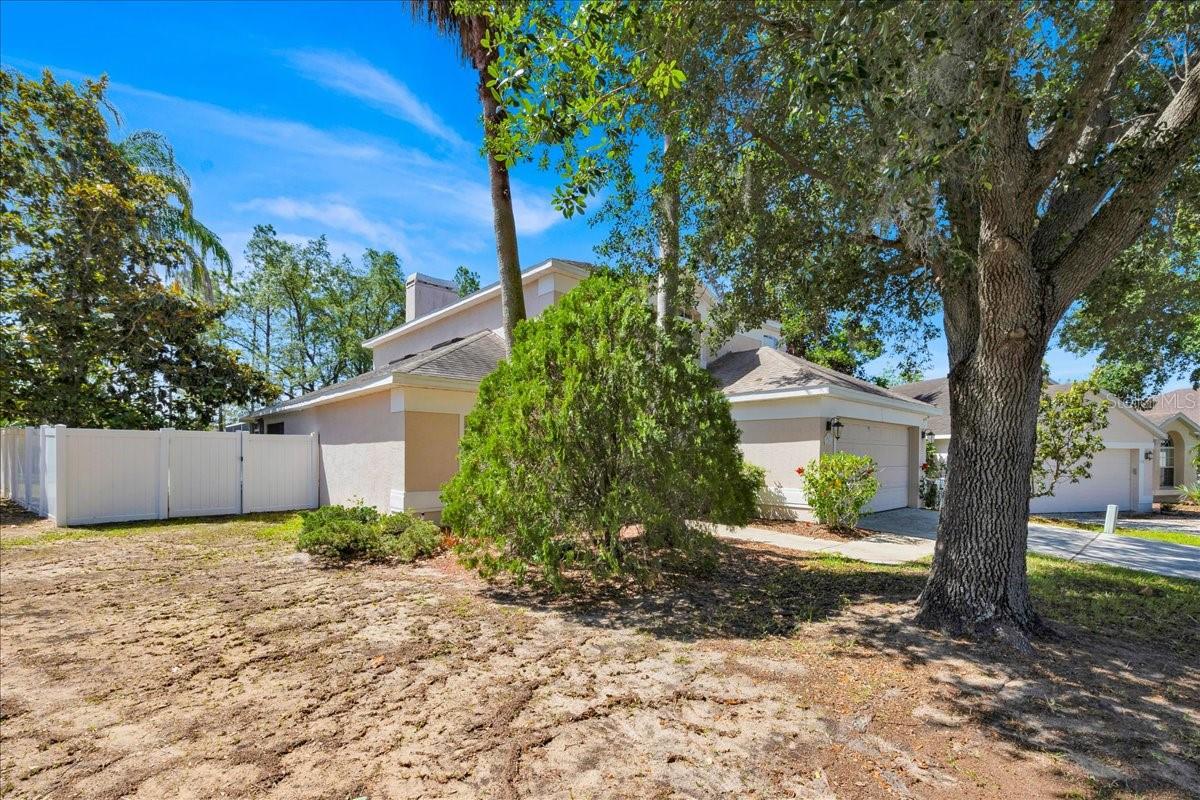 786 OXFORD DRIVE