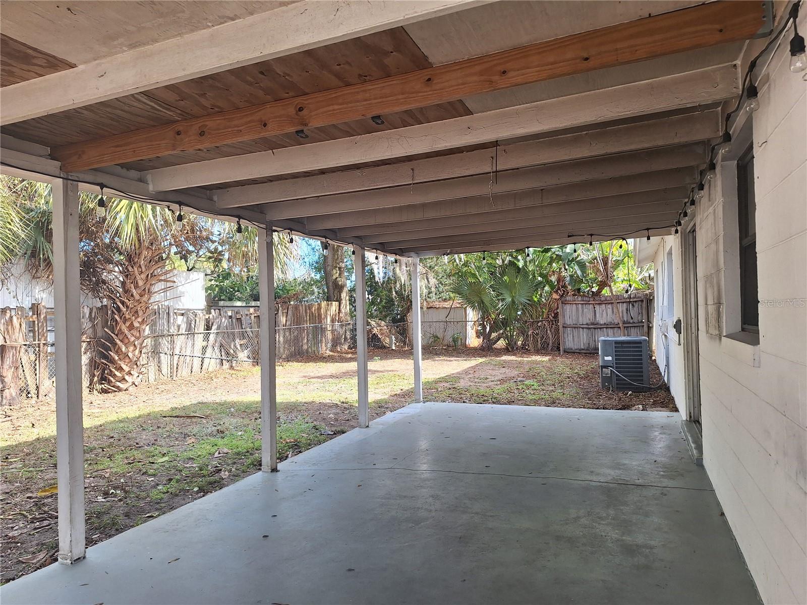 ARNAUS MARY E - Residential