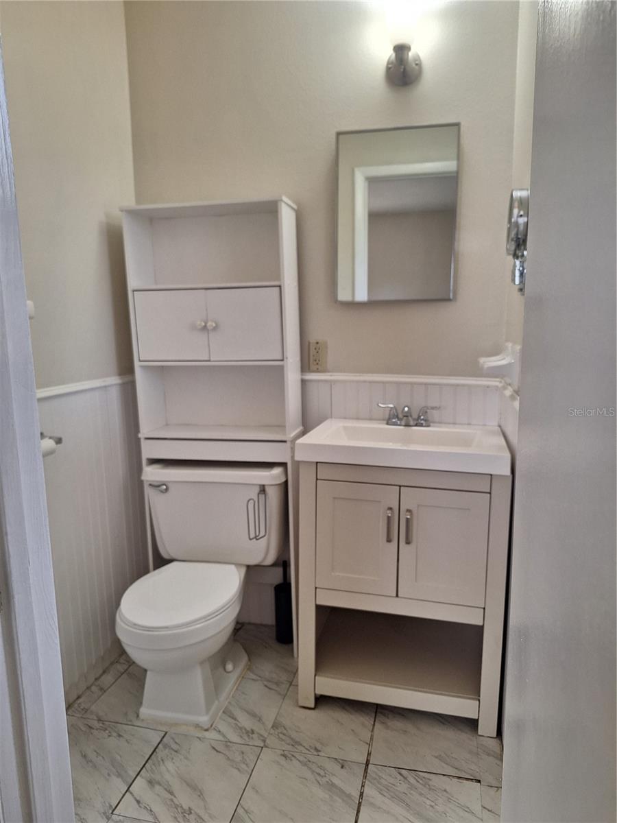 ARNAUS MARY E - Residential