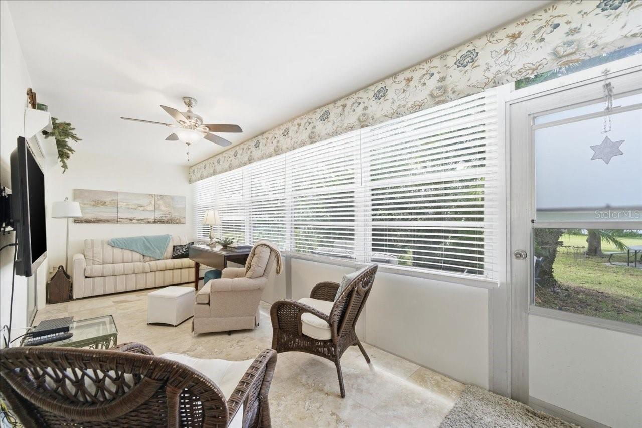 DOUGLAS ARMS - Residential