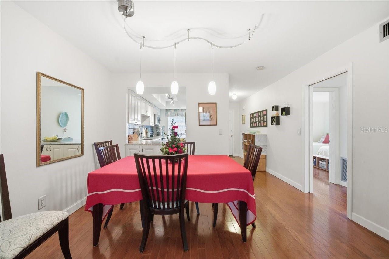 DOUGLAS ARMS - Residential