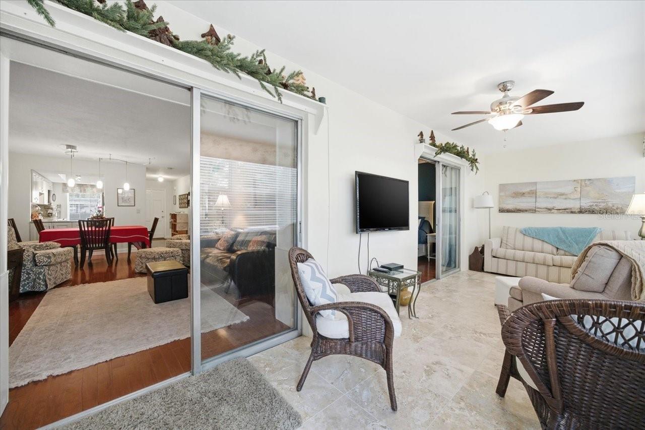 DOUGLAS ARMS - Residential