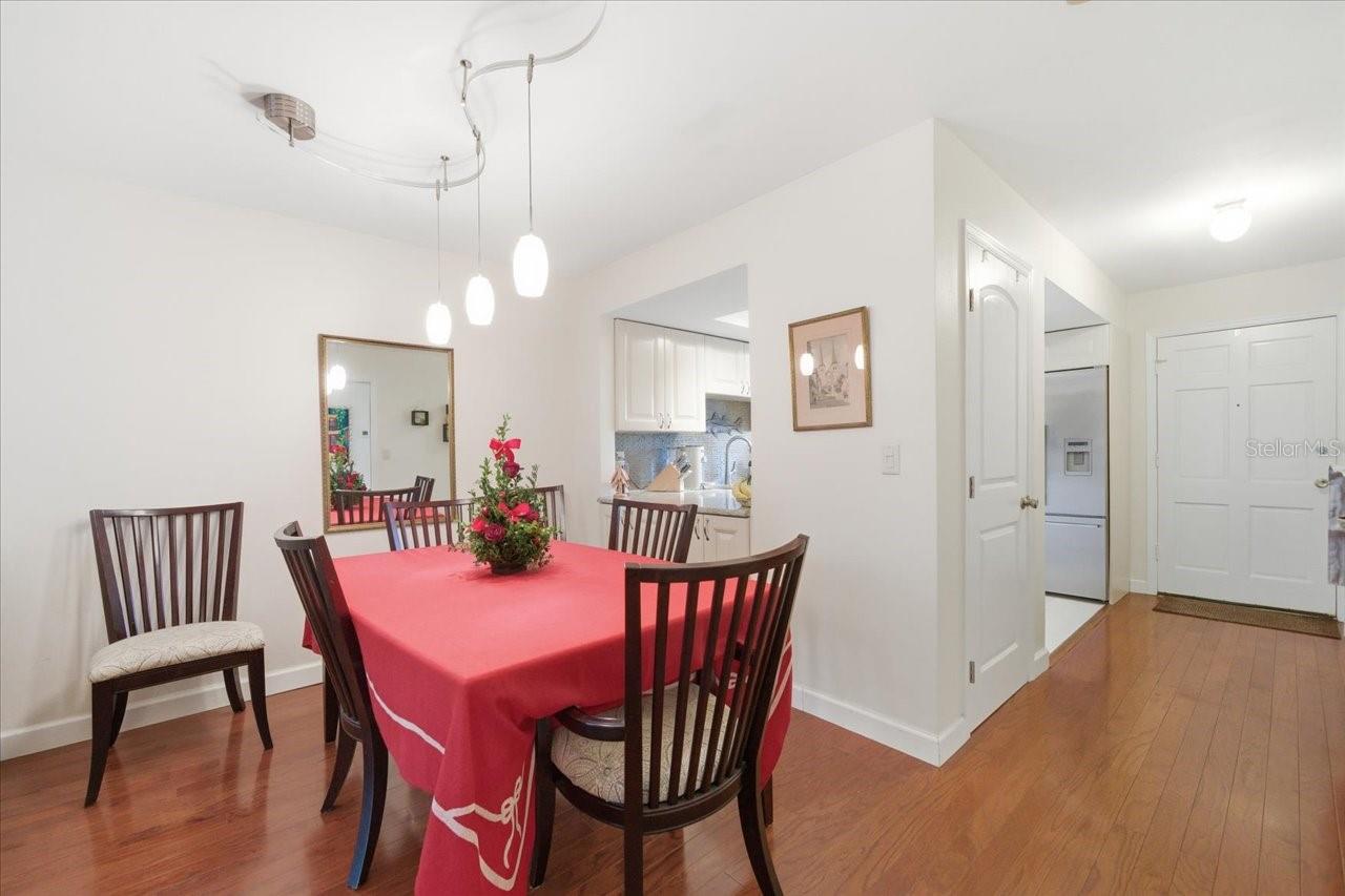 DOUGLAS ARMS - Residential