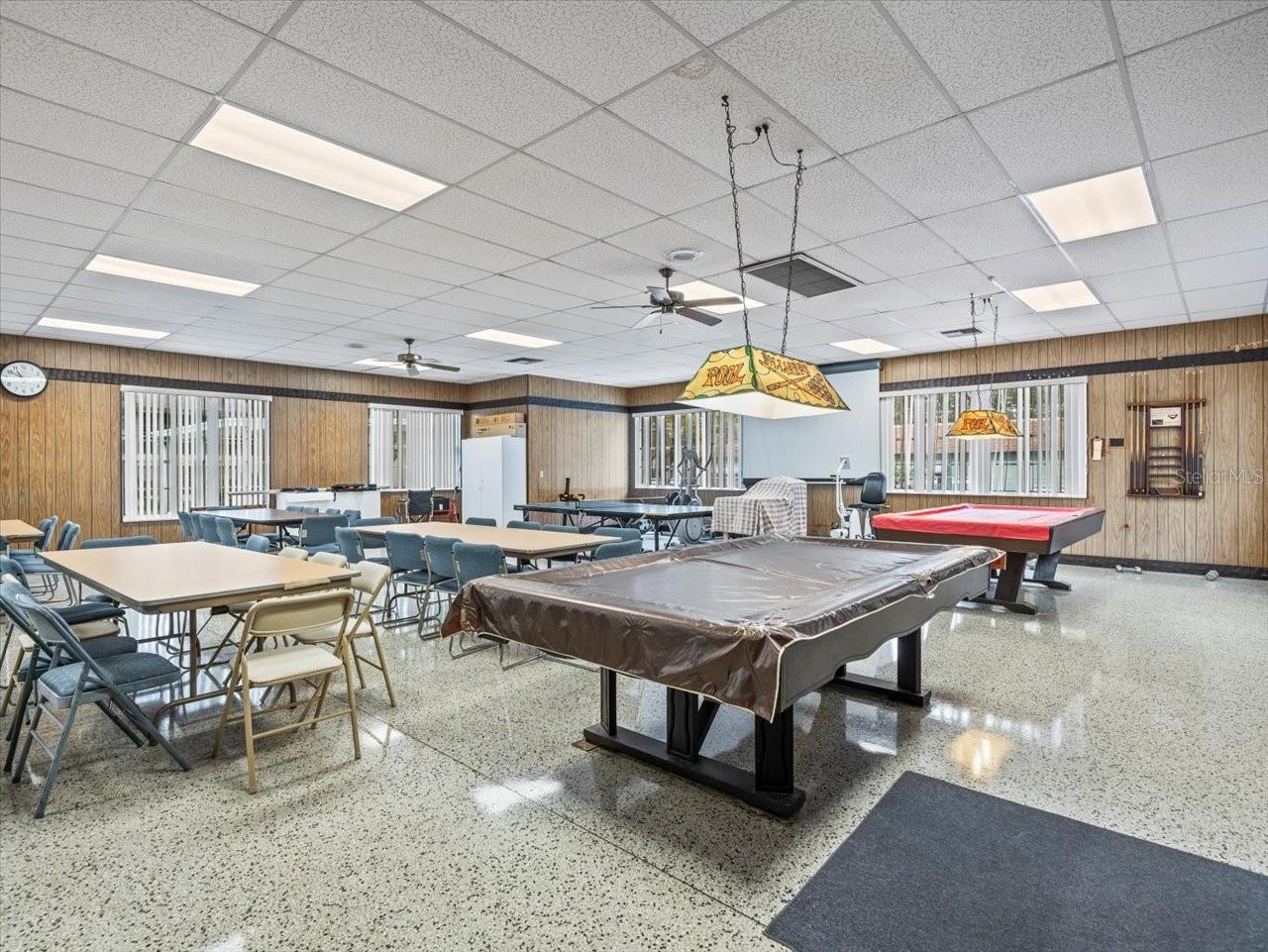 DOUGLAS ARMS - Residential