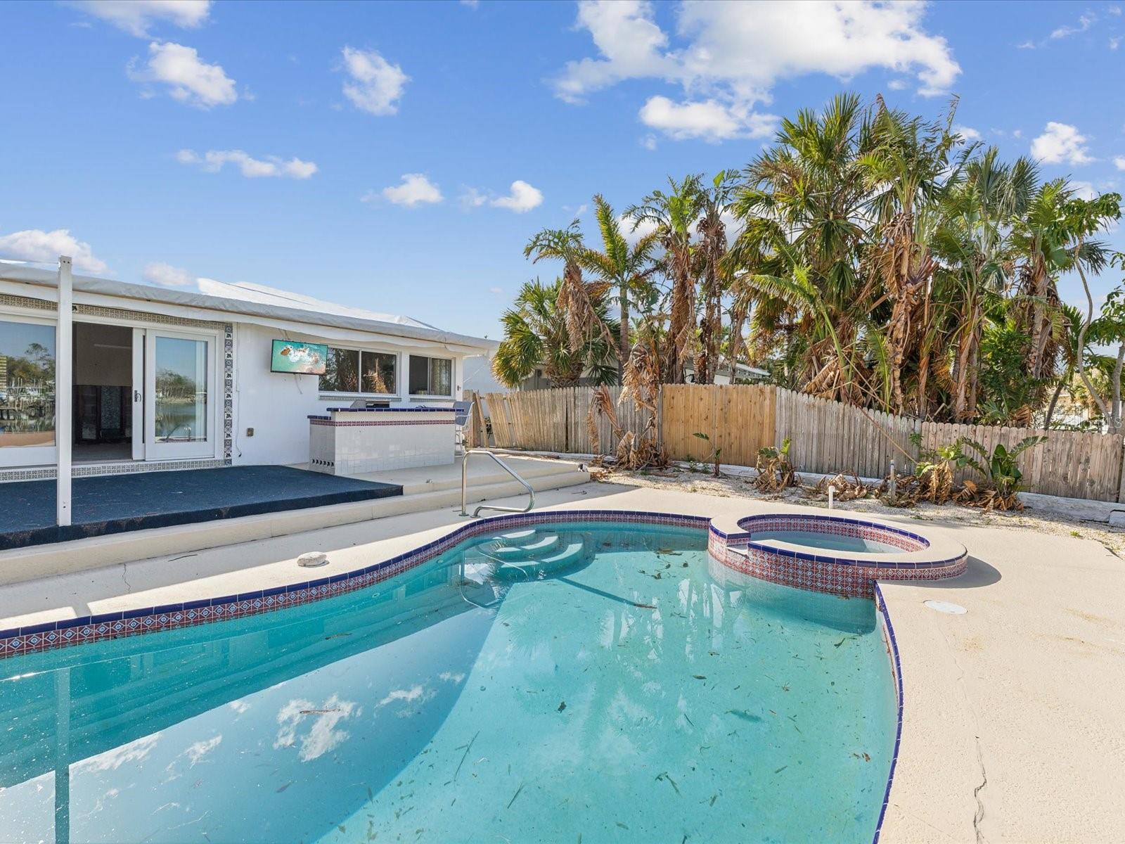 ST PETERSBURG BEACH NORTH UNIT 3 - Residential