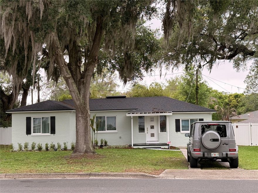 CAN'T GET MUCH CLOSER TO ***HISTORIC DOWNTOWN WINTER GARDEN *** THAN THIS!  SERIOUSLY!   REFINED OWNER REDO ON THIS FRESH & ADORABLE 3 BEDROOM/2 BATH FENCED YARD SOLID CONCRETE BLOCK CHARMER.   *** NO HOA ***  HOOOORAY!  & WITHIN STEPS TO DOWNTOWN PLANT STREET, TONY'S, HARLOW GROVE RESTAURANT, CHURCHES, FARMERS MARKET, CROOKED CAN FOOD HALL,  JESSIE BROCK COMMUNITY PARK, PUBLIC BOAT RAMP AT NEWTON PARK, AND ALL THAT FAST GROWING DOWNTOWN HISTORIC WINTER GARDEN HAS TO OFFER!!!  AMAZING CHANGE IS ON THE HORIZON!!!----GET YOURS NOW!!!----- (LOCATED WITHIN THE ZONED GOLF CART DISTRICT).  WITHIN MINUTES TO HWY 50, FOWLER GROVES/LOWES/TARGET & 429 FREEWAY ENTRANCE, AS WELL AS FLORIDA TURNPIKE AND E-W EXPRESSWAY ENTRANCES BEING MERE MINUTES AWAY ON EAST PLANT STREET.  OH SO CENTRALLY LOCATED DIRECTLY  IN "TOWN PROPER" JUST A FEW LOTS UP FROM PLANT STREET.  JUST A LITTLE FURTHER AND YOU ARE AT THE PUBLIC BOAT RAMP, NEWTOWN PARK AND FARNSWORTH CITY POOL!!!  BEYOND EXCELLENT ACCESS TO MULTIPLE GROCERIES,  TAILOR & SHOPPING OPTIONS AT HWY 50, PARK AVENUE, DILLARD STREET AND NEARBY OAKLAND!  ALSO, THE WEST ORANGE TRAIL RUNS  PERPENDICULAR TO MAIN STREET (YOUR STREET) & IS  STEPS FROM YOUR HOME-----CONCRETE BLOCK CONSTRUCTION BUILT W/TERMITE BOND/MONTHLY PEST TREATMENT-ALL WITH MASSEY SENTRICON & TRANSFERABLE BOND TO THE NEW OWNER--- HOME HAS GROOMED MATURE OAKS WITH FENCED IN BACK YARD (WOOD PLANK AND VINYL) WITH ELEVATED WOOD DECK FOR BARBECUES AND ENTERTAINING!!!    ***EXCELLENT VALUE/EXCELLENT LOCATION/GOLF CART DISTRICT/NO HOA!***--WHY RENT WHEN YOU CAN (OWN) YOUR OWN PROPERTY FOR JUST A FEW HUNDRED DOLLARS MORE PER MONTH?  CHECK LEASE RATES,...YOU'LL SEE....RENTS ARE HIGH IN WINTER GARDEN, SO WHY MAKE YOUR LANDLORD RICH WHEN YOU CAN HAVE A LONG TERM INVESTMENT AND (OWN) WHILE APPLYING THAT MONTHLY PAYMENT TO YOUR OWN MORTGAGE, RATHER THAN THE LANDLORD?------HOME WARRANTY OPTIONS AVAILABLE. THANK YOU!