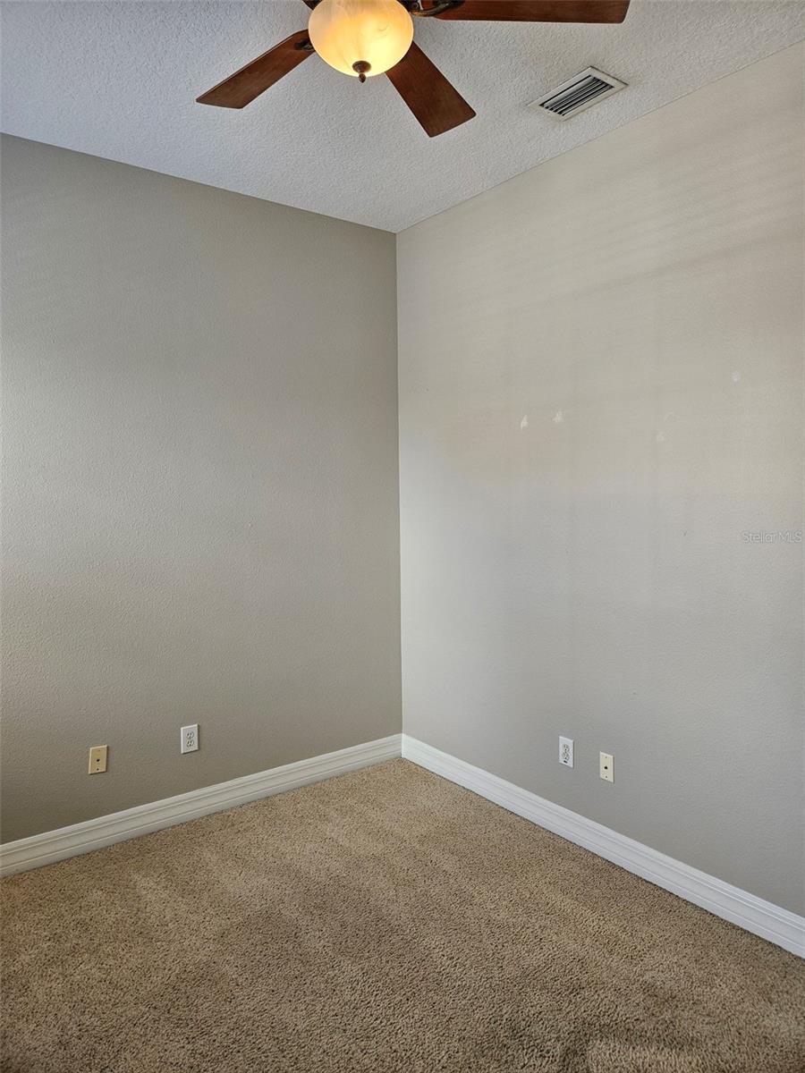 EDISON PARK - Residential Lease