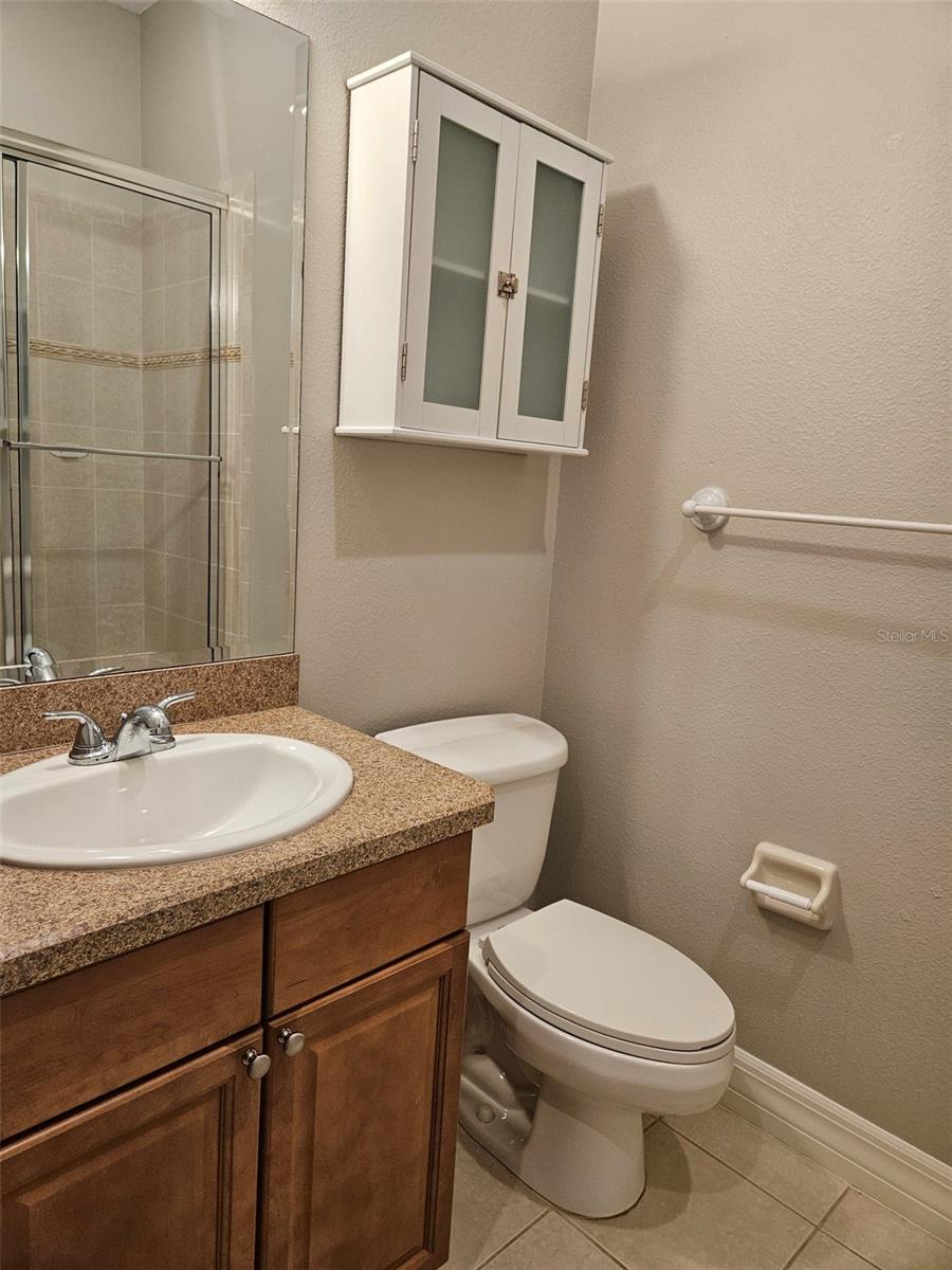 EDISON PARK - Residential Lease