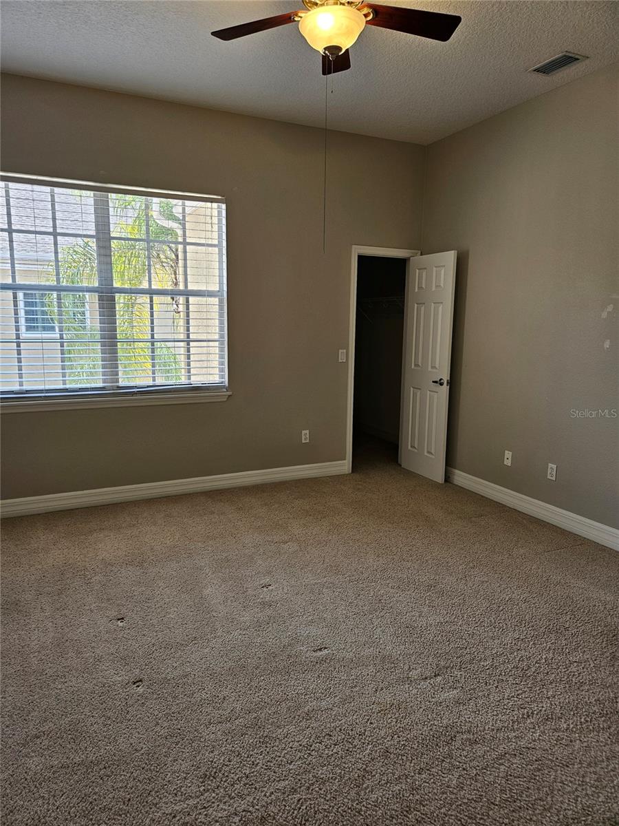 EDISON PARK - Residential Lease