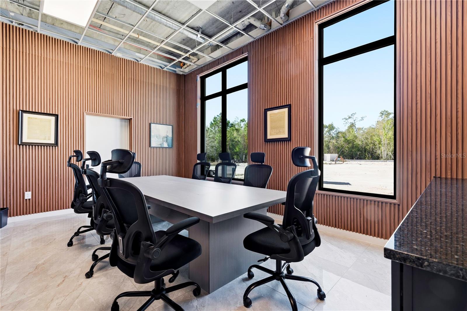 ACREAGE & UNREC - Commercial Sale