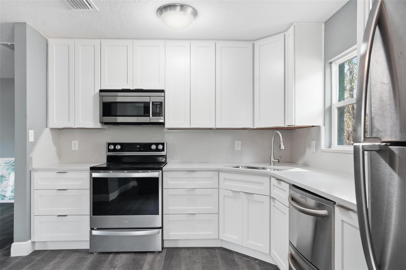 ACERAGE - Residential