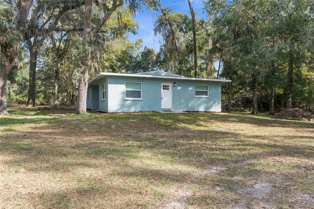 Photo of 16145 Snow Memorial Highway, Brooksville, FL 34601 (MLS # W7883279)