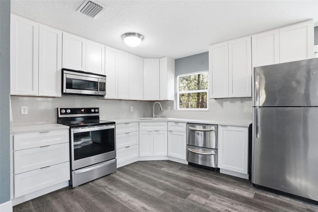 Photo of 16145 Snow Memorial Highway, Brooksville, FL 34601 (MLS # W7883279)